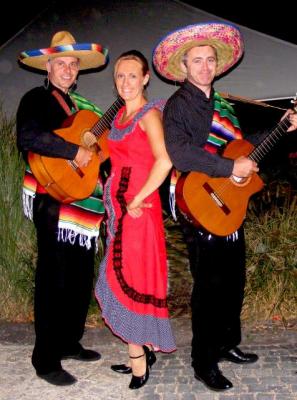 Mexikoi-trio-kicsi.jpg