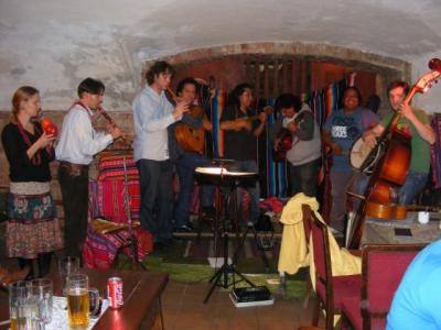 Los-Amigos-2012but.jpg
